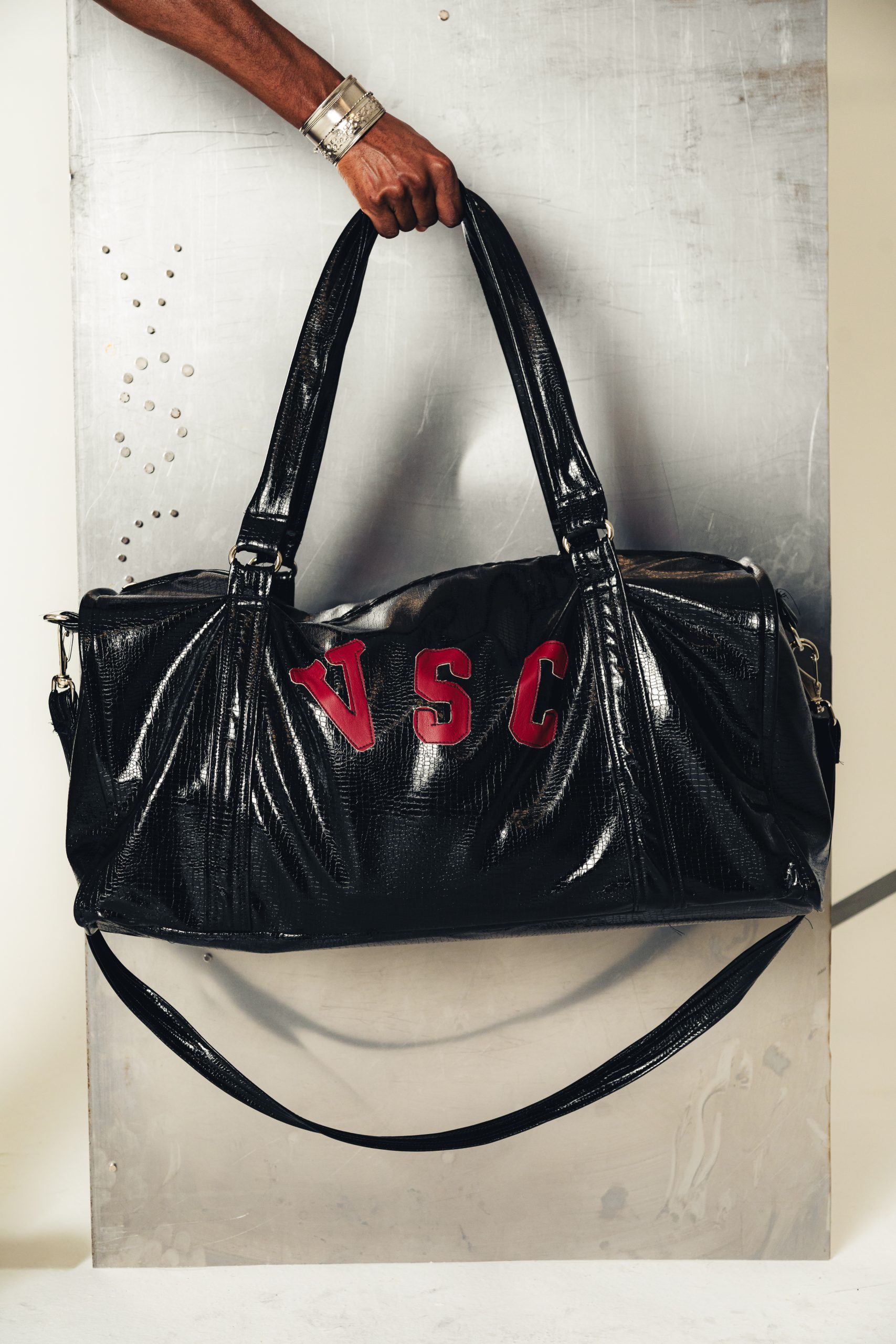 Bolsa Cross Travel Preta VSC