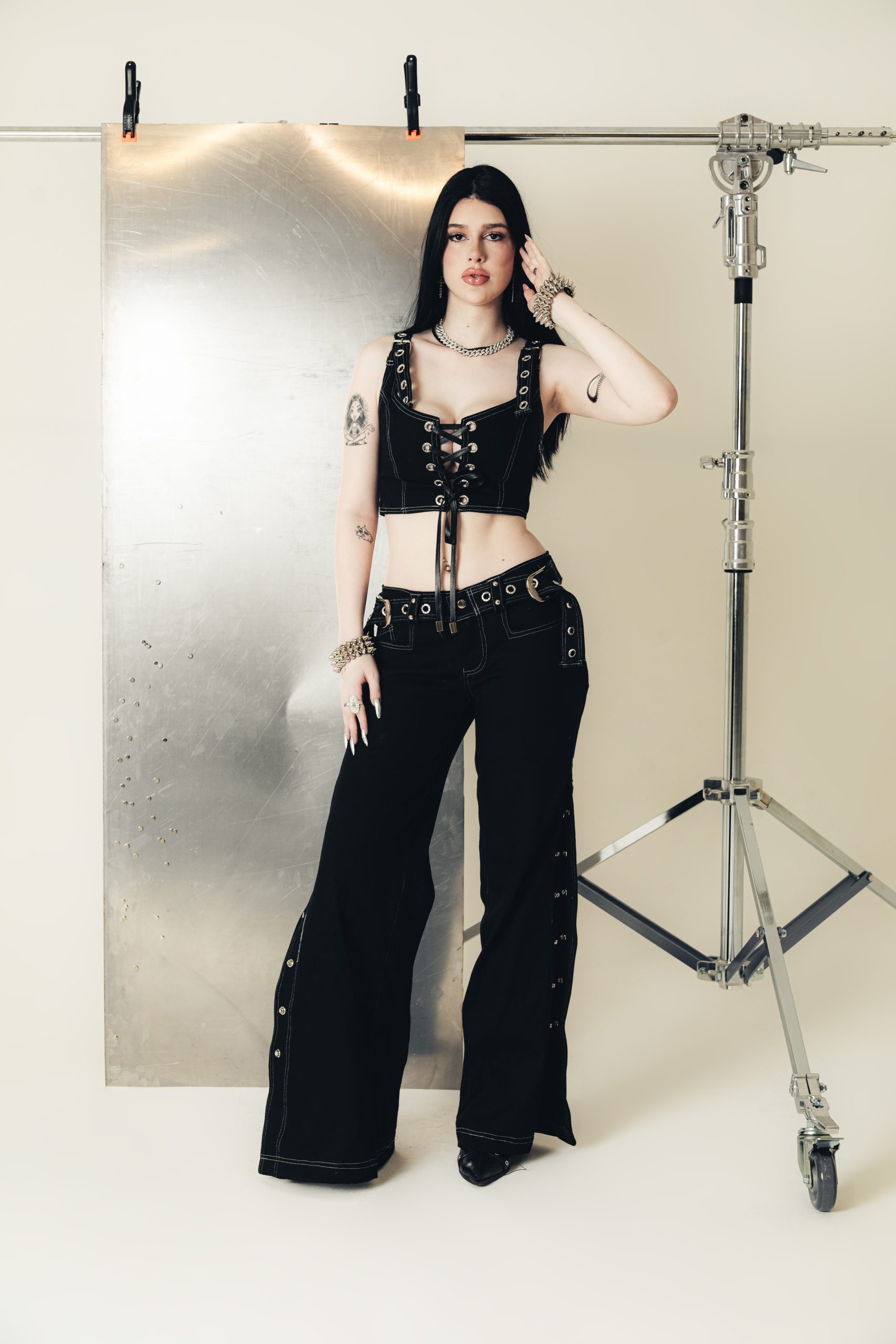 Calça Rebel Low Rise Unissex VSC x Lua Ricco