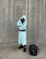 Bermuda de Moletom Azul Tiffany - Imagem 3